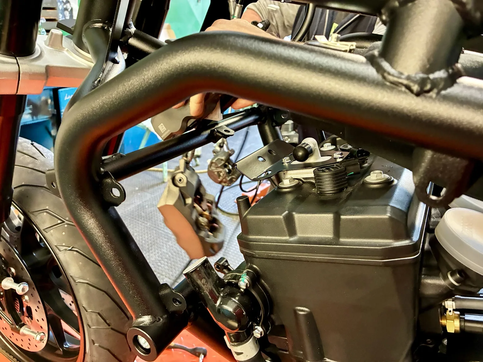 Rozpracovaný motocykel