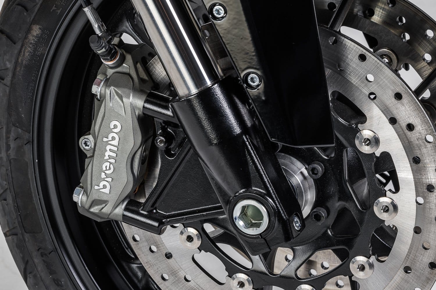 JAWA 730 Twin — official manufacturer photograph